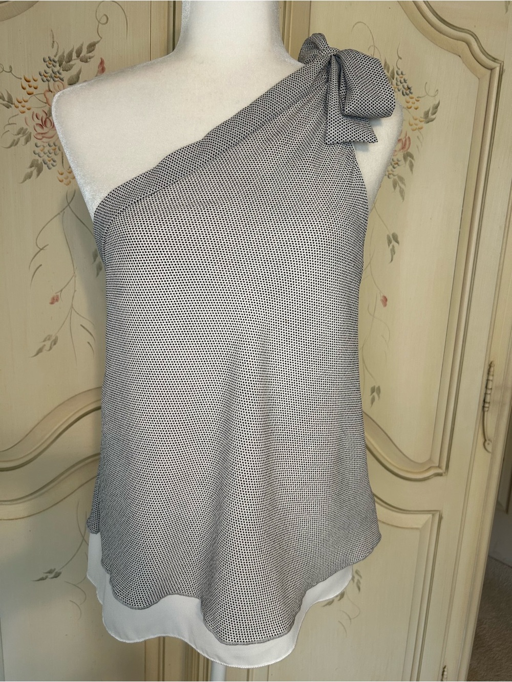 TRUE LIGHT Black & White Polka Dot One-Shoulder Top